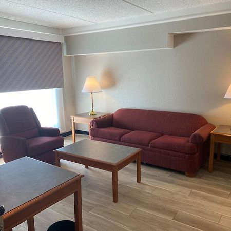 Days Inn & Suites By Wyndham Arlington Heights Luaran gambar