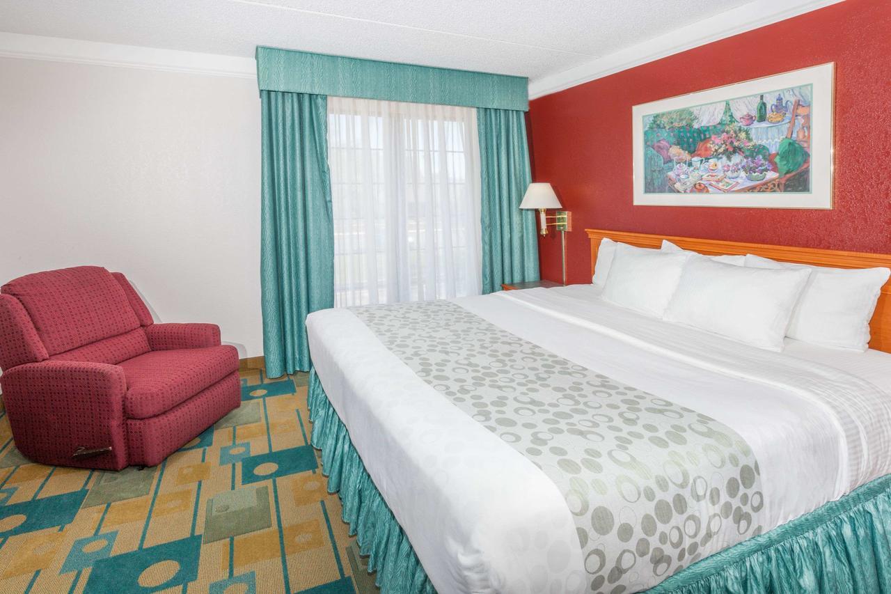 Days Inn & Suites By Wyndham Arlington Heights Luaran gambar