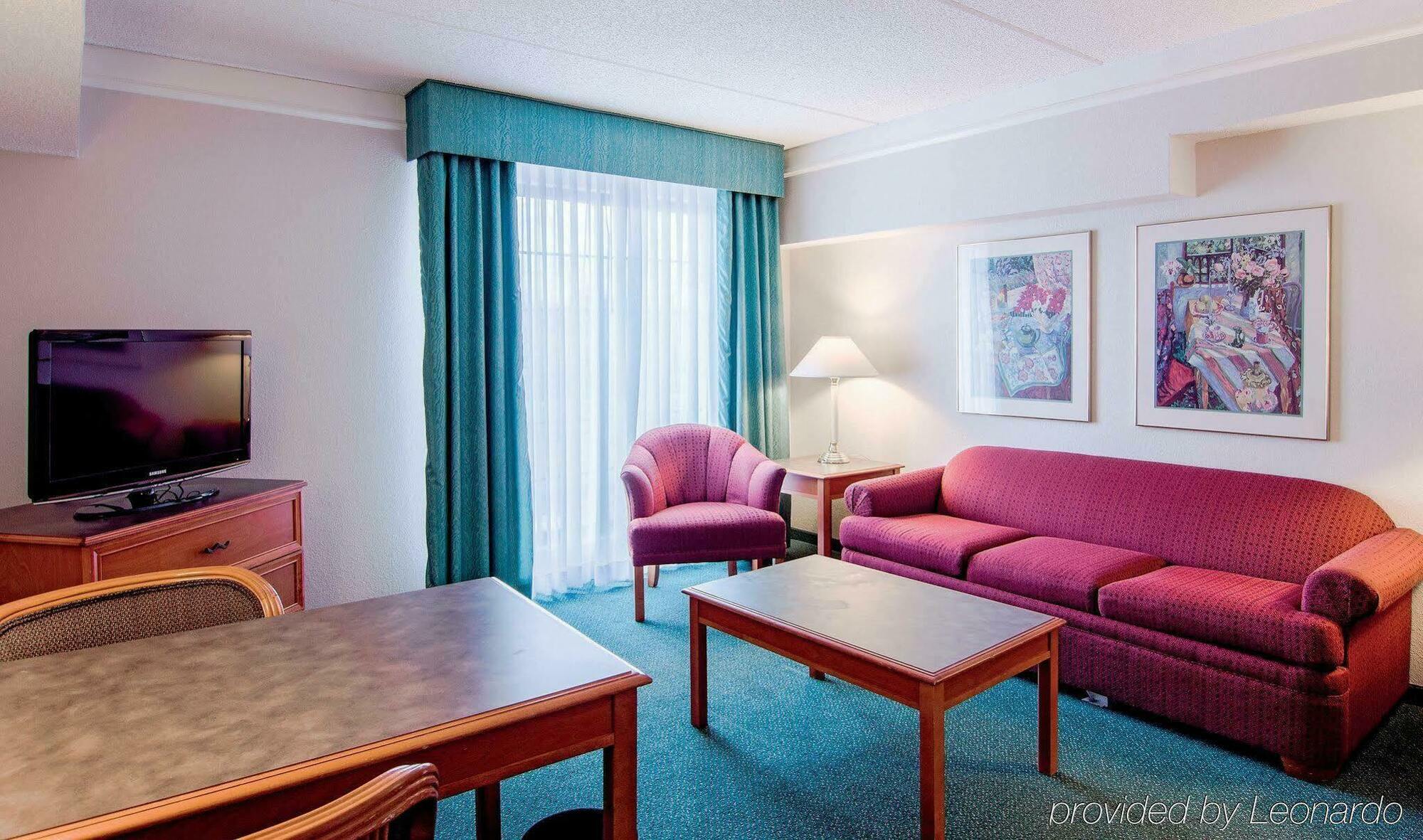 Days Inn & Suites By Wyndham Arlington Heights Luaran gambar